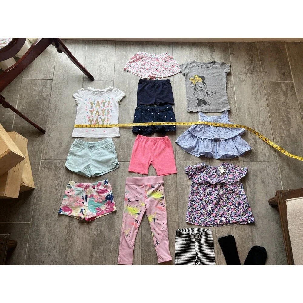 Baby Toddler Girl Huge Lot of 13 Piece Set Clothing Outfit Tops Shorts Pants 2T